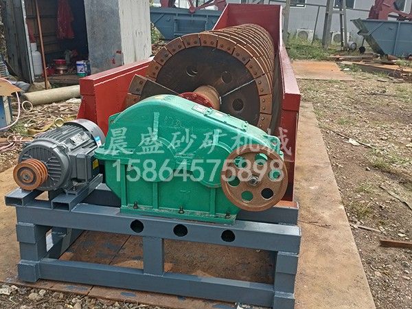 蛟龍洗沙機（螺旋洗沙（shā）機）.jpg